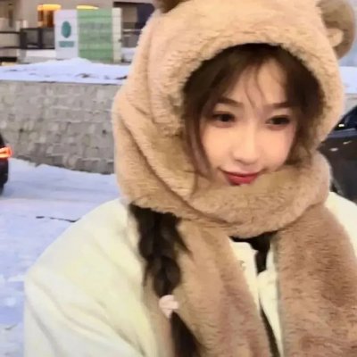别动！自己人
